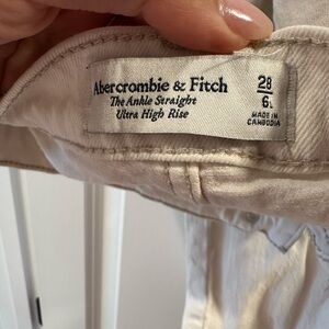 Abercrombie jeans